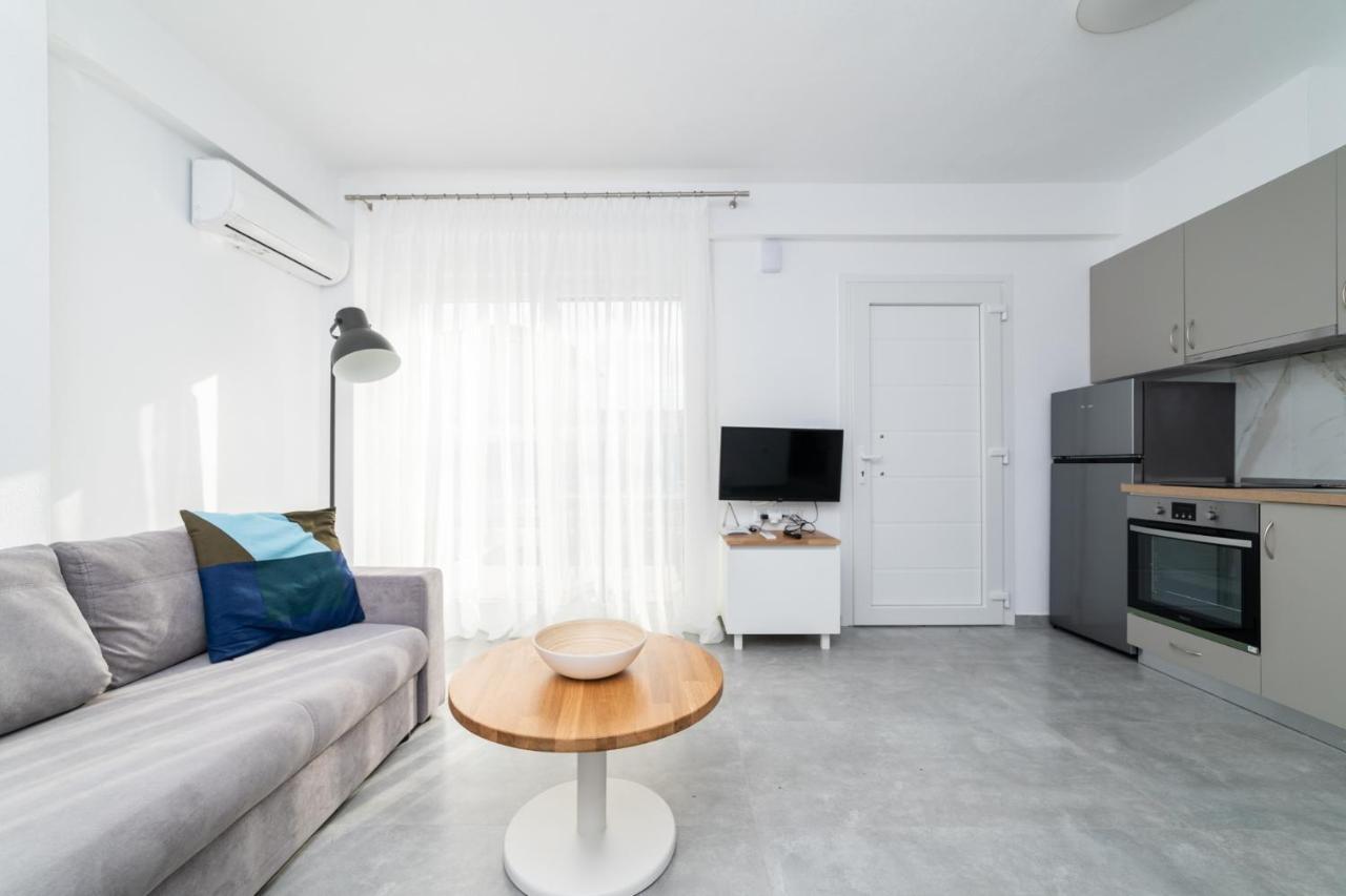 Appartement Dionysos Residential Complex à Ofrínion Extérieur photo