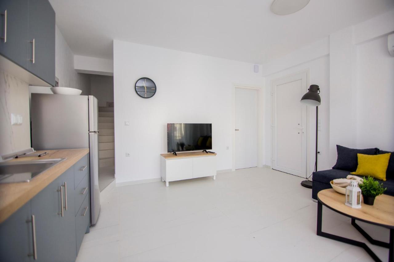 Appartement Dionysos Residential Complex à Ofrínion Extérieur photo