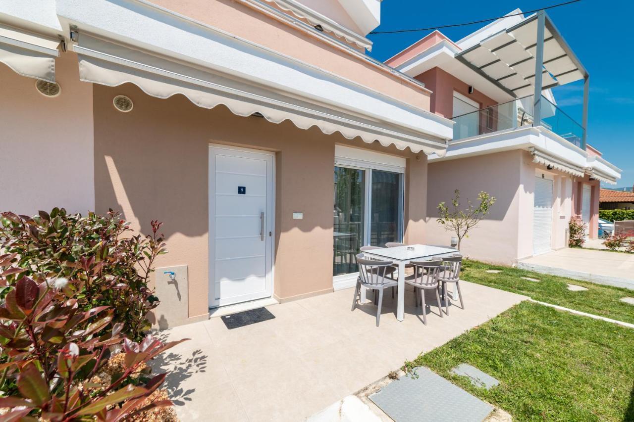 Appartement Dionysos Residential Complex à Ofrínion Extérieur photo