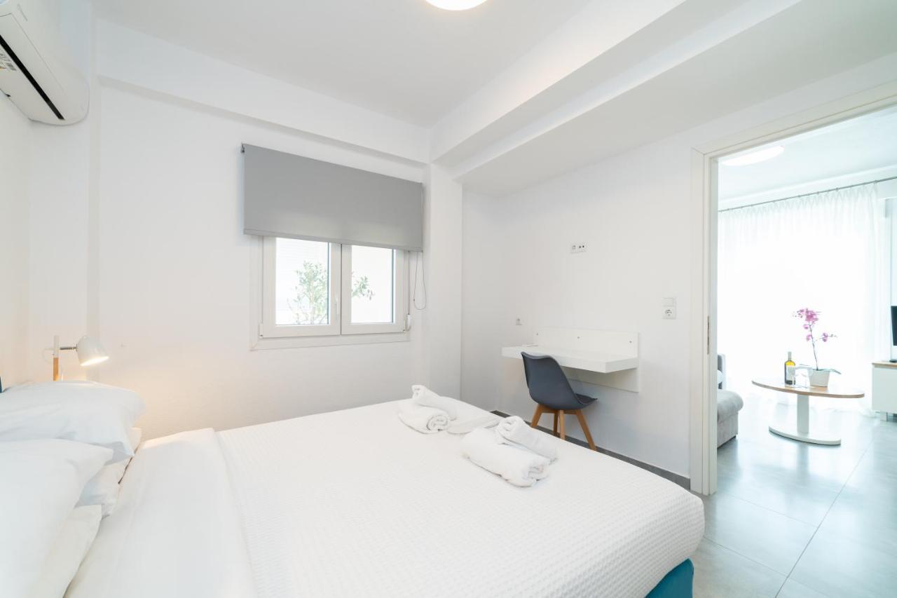 Appartement Dionysos Residential Complex à Ofrínion Extérieur photo