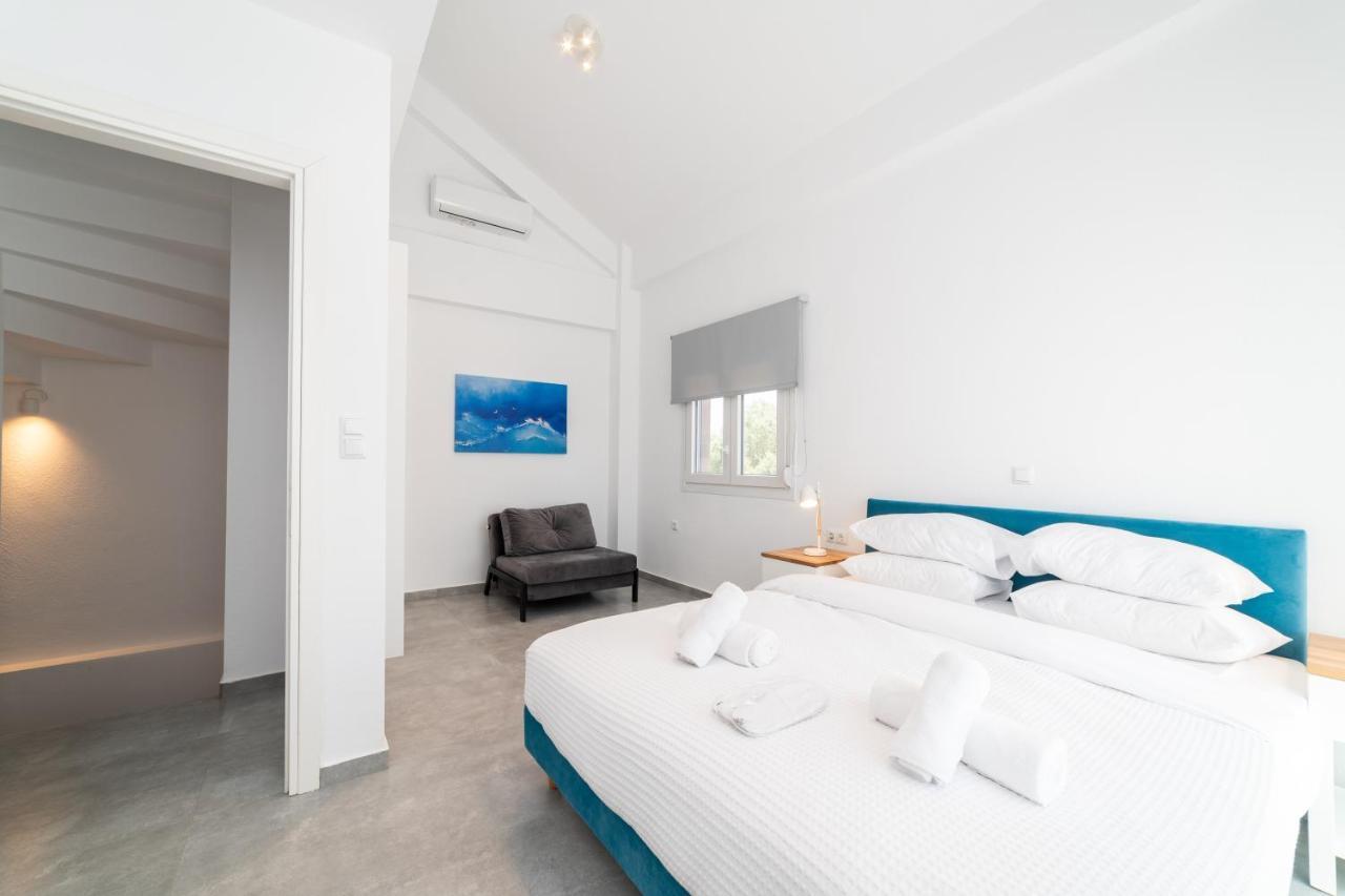 Appartement Dionysos Residential Complex à Ofrínion Extérieur photo